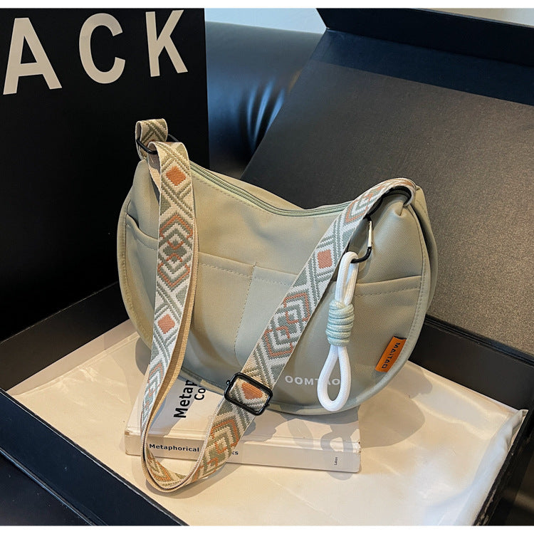 Cross-border nylon shoulder bag messenger bag women's casual bag 2024 new high-end versatile large-capacity dumpling bag