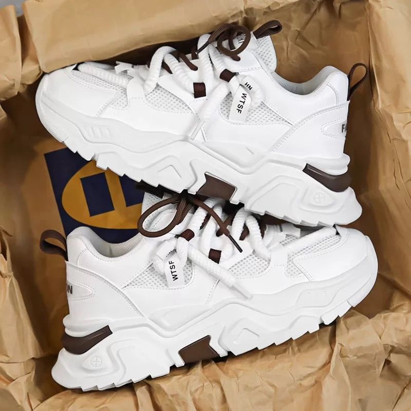 Spring men's shoes 2025 new breathable shoes men's trendy versatile hidden heel sneakers casual dad shoes