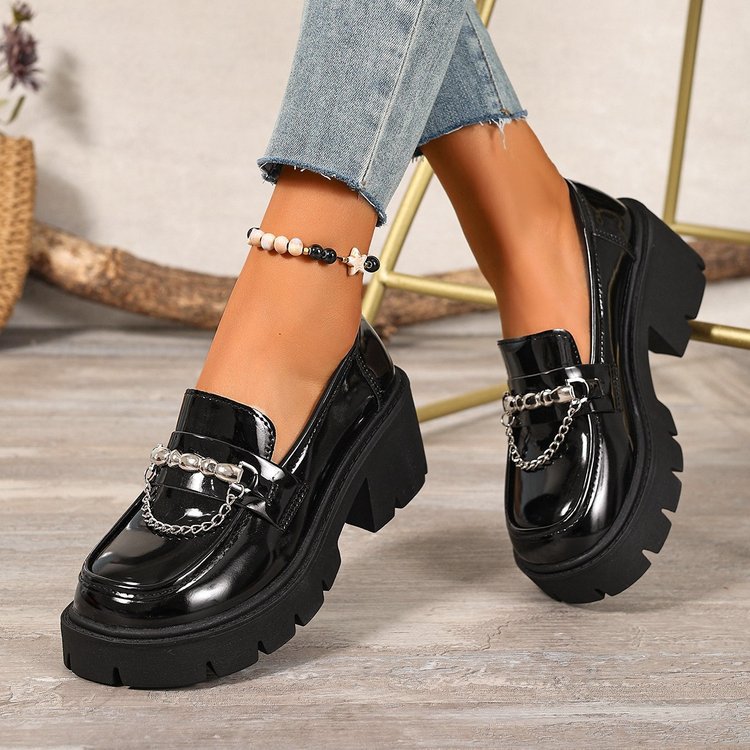 plus size thick heel loafers  fall and winter new arrivalfashion metal chain thick sole slip-on leather shoes flats women