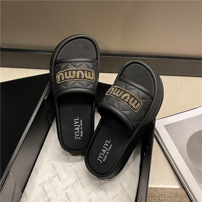 Versatile summer slippers for women - 2025 new cross-border women's sandals & slides - fashionable thick-soled slippers for outdoor wear
