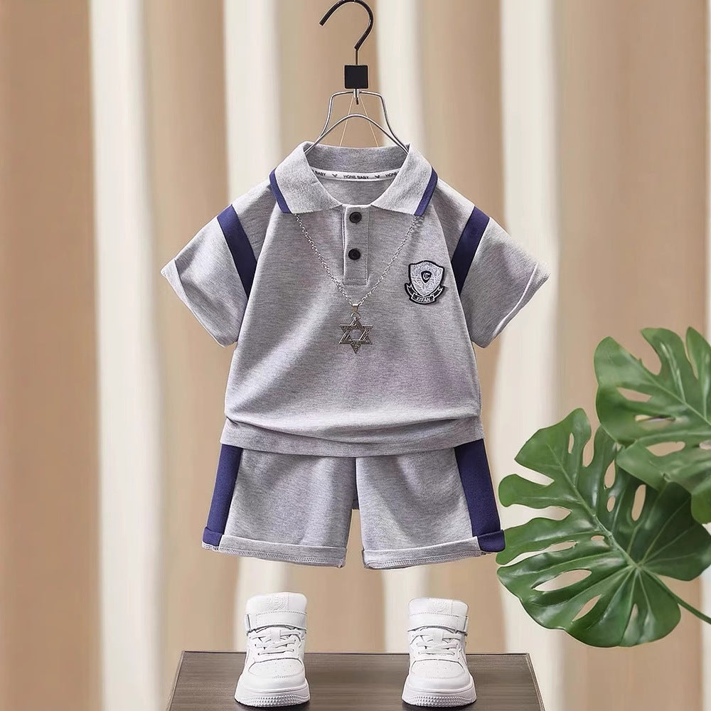 Boys' summer outfit: stylish kids' short-sleeve clothing,  new trendy & edgy baby fashion, street-style children's wear