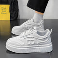 Trendy and versatile lightweight casual shoes for teens, perfect for spring and autumn. new 2024 low-top sneakers for men, offering lightweight comfort and a stylish look