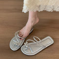Popular ins outing small cool slippers fairy 2024new arrivalsummer beach rhinestone toe clip toe slippers outwear