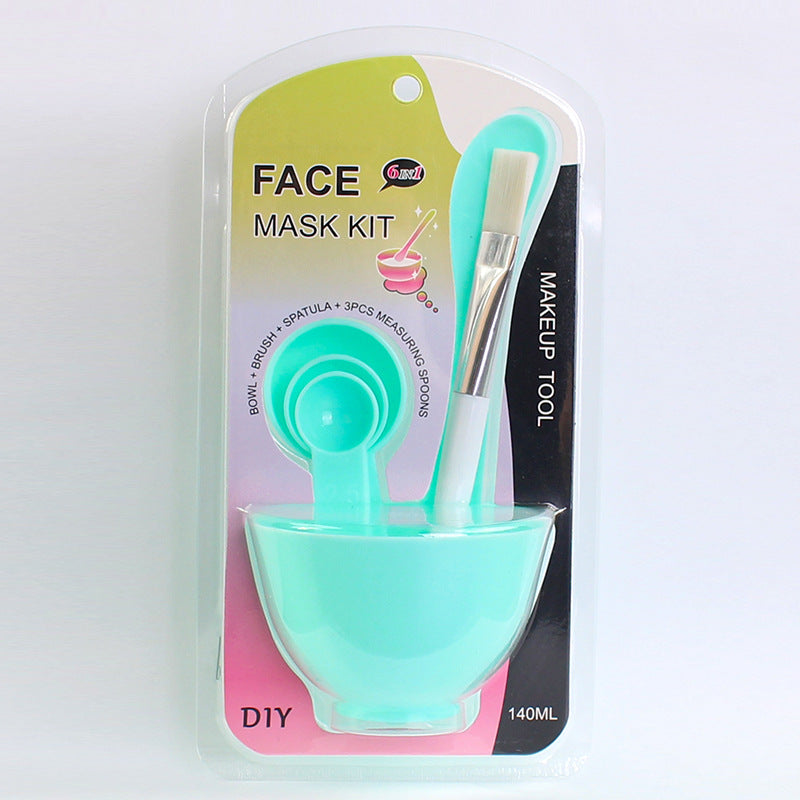 Wholesale spa & beauty tool set: 6-piece mask bowl kit with makeup brushes, mixing spatula, and plastic bowl for mask preparation
