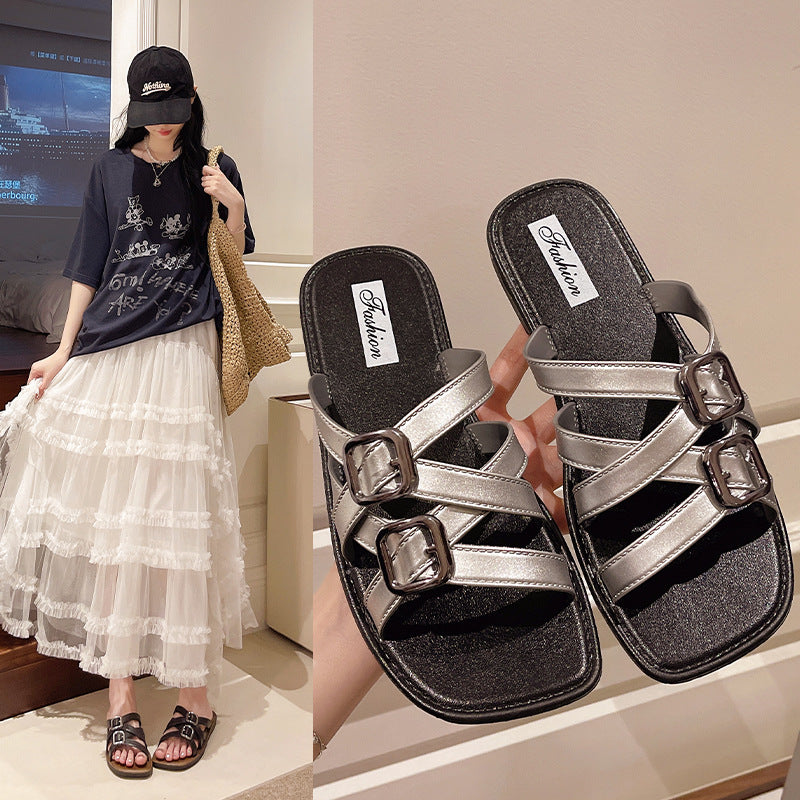 Women's summer sandals & slippers - 2025 new fashion, versatile style, perfect for dresses, beach & pool, roman-style thong sandals