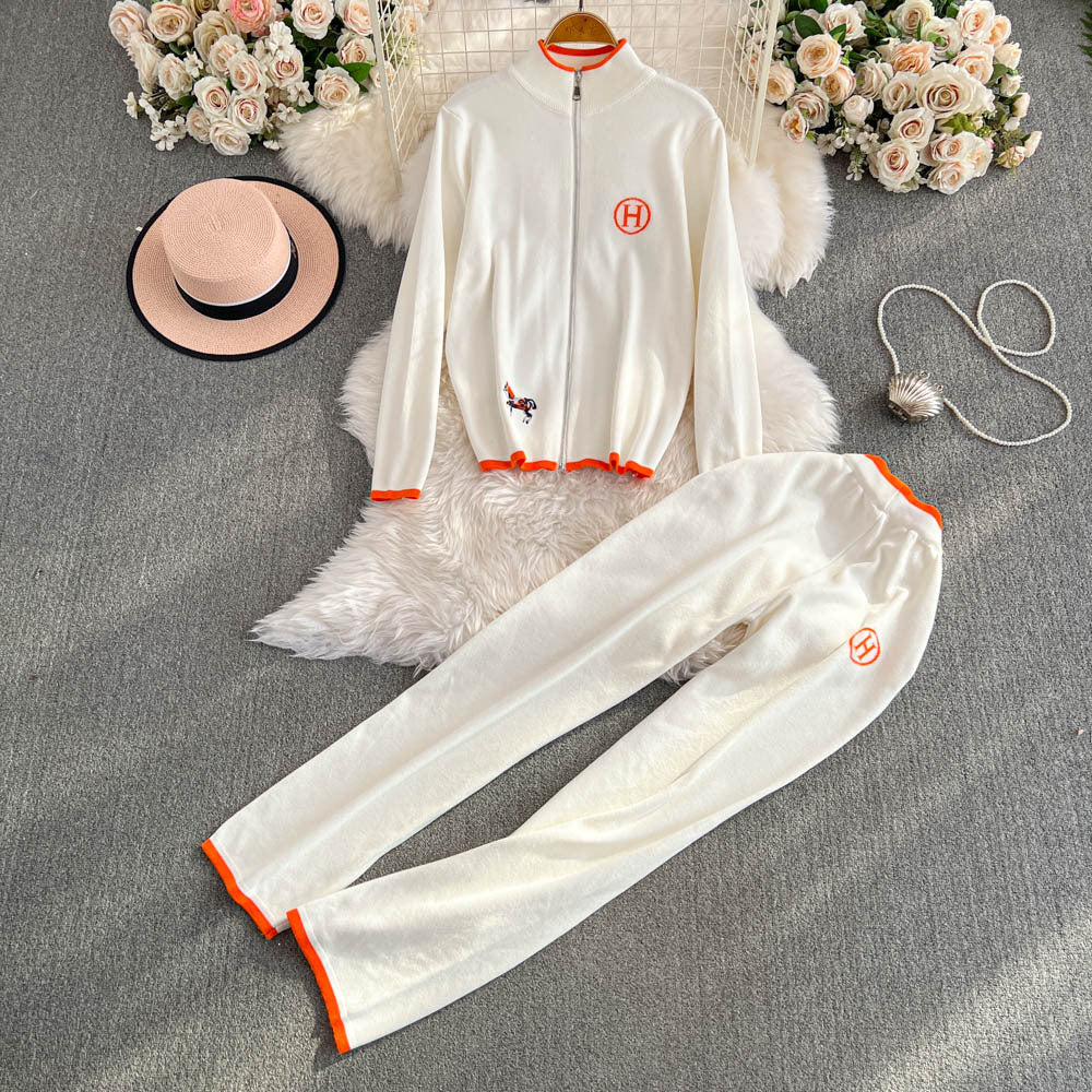 autumn and winter new arrival zipper sweateroutwear creative small horse embroiderlong sleevesknittingtopspantstwo-piece set for women