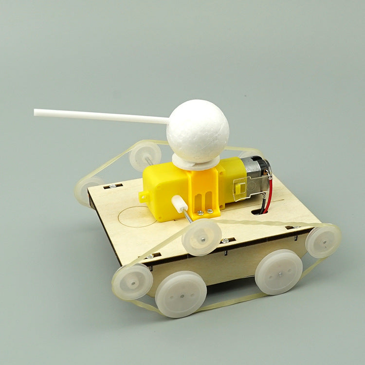 Land crawler tank DIY primary school students handmade technology small production material package scientific experiment STEAM teaching aids