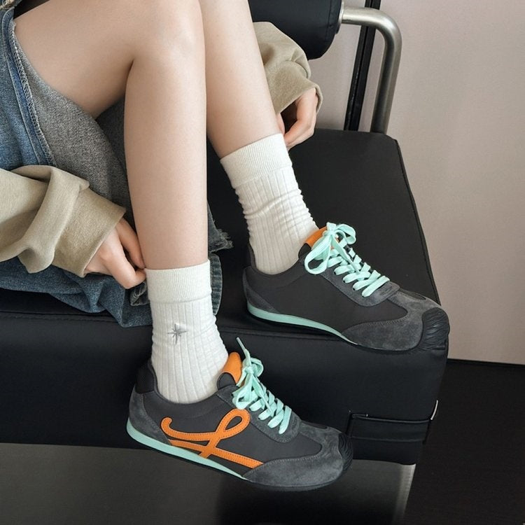 European hot-selling women's shoes: 2026 autumn new arrivals - breathable flat casual sneakers, versatile student german army trainers (gats)