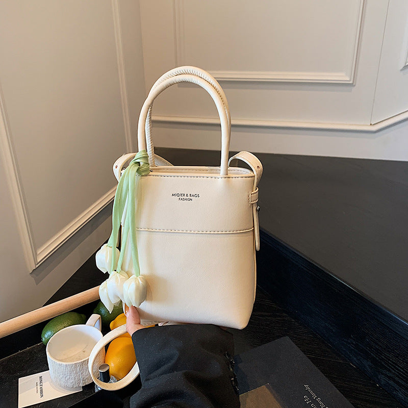 Foreign trade advanced sense niche bag women's summer 2025 new versatile shoulder messenger bag ins popular mobile phone bag