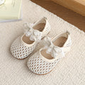 Princess-style girls' mesh pre-walker shoes with bow and pearl accents, soft-soled toddler shoes, breathable and odor-resistant summer sandals