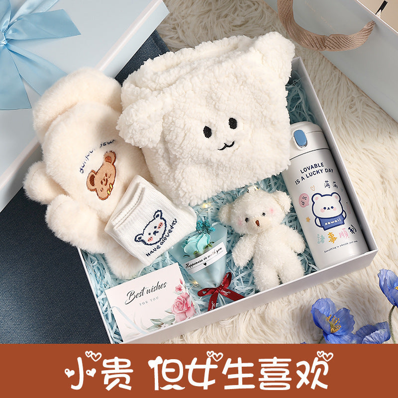 Practical birthday gifts for girls, girlfriends, children, classmates, teachers, creative warm gift box set for Christmas