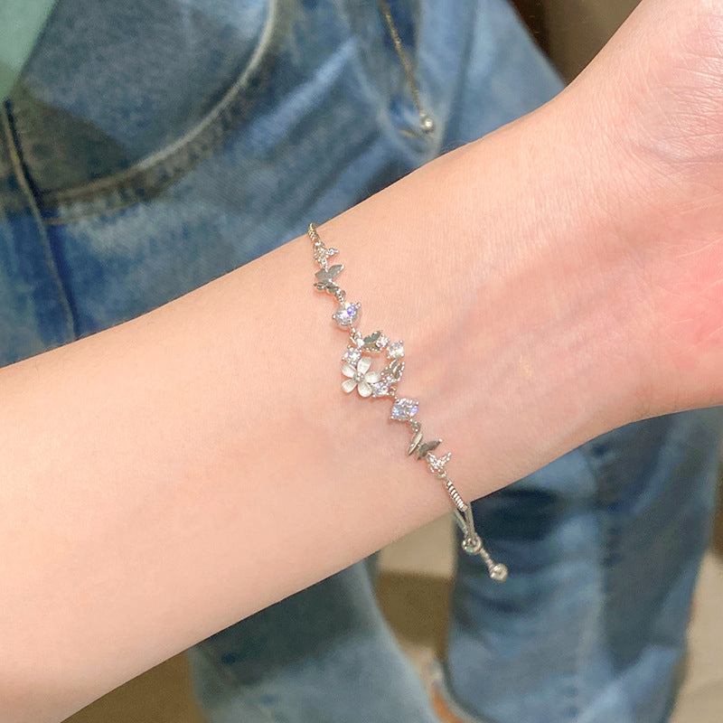 Korean floral pull bracelet - women's ins design, high-end butterfly friendship bracelet, bowknot titanium steel, hypoallergenic