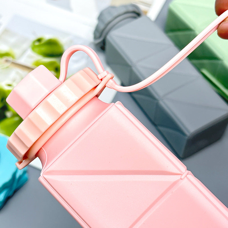 Cross-border new silicone folding water cup sports cycling water cup outdoor portable silicone kettle food grade high temperature resistance