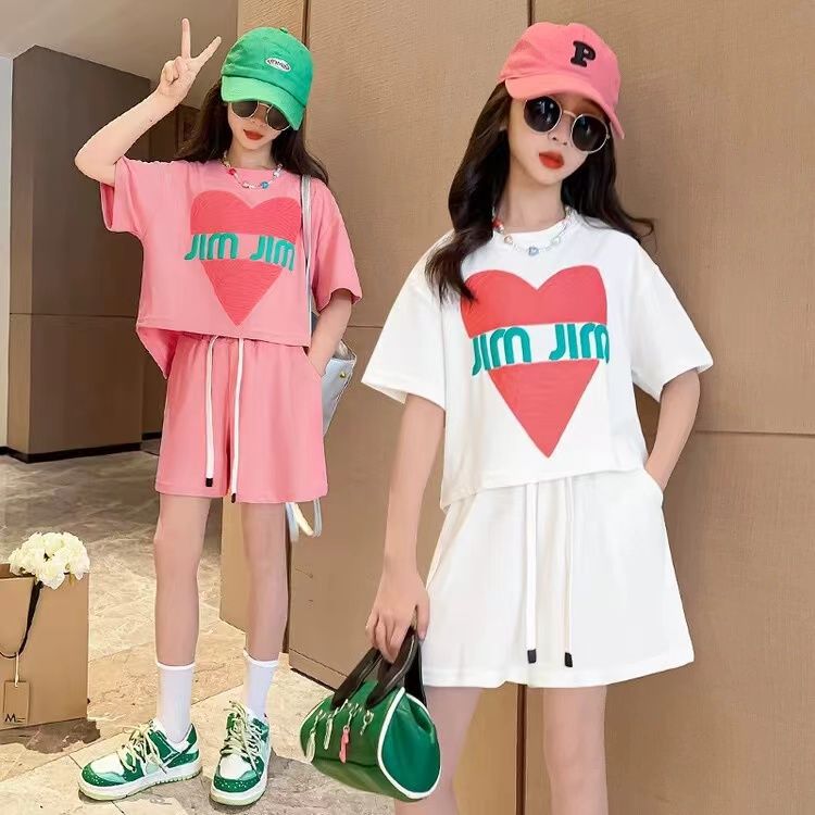 Girls' summer outfit set : stylish kids' active summer two-piece set for girls (short sleeve top & shorts) - perfect for mid-to-large children