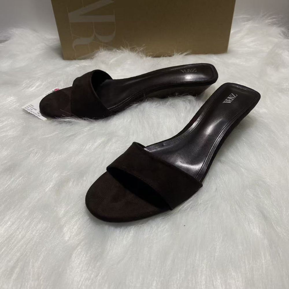 Korean style minimalist round toe wedge heel sandals - women's 2025 new arrival - versatile outdoor wear, matte finish, perfect with skirts, low heel sandals