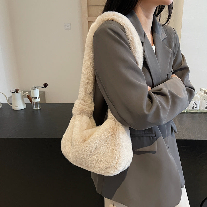 New fashion trend women's plush messenger bag cute portable shoulder bag can hold mobile phones