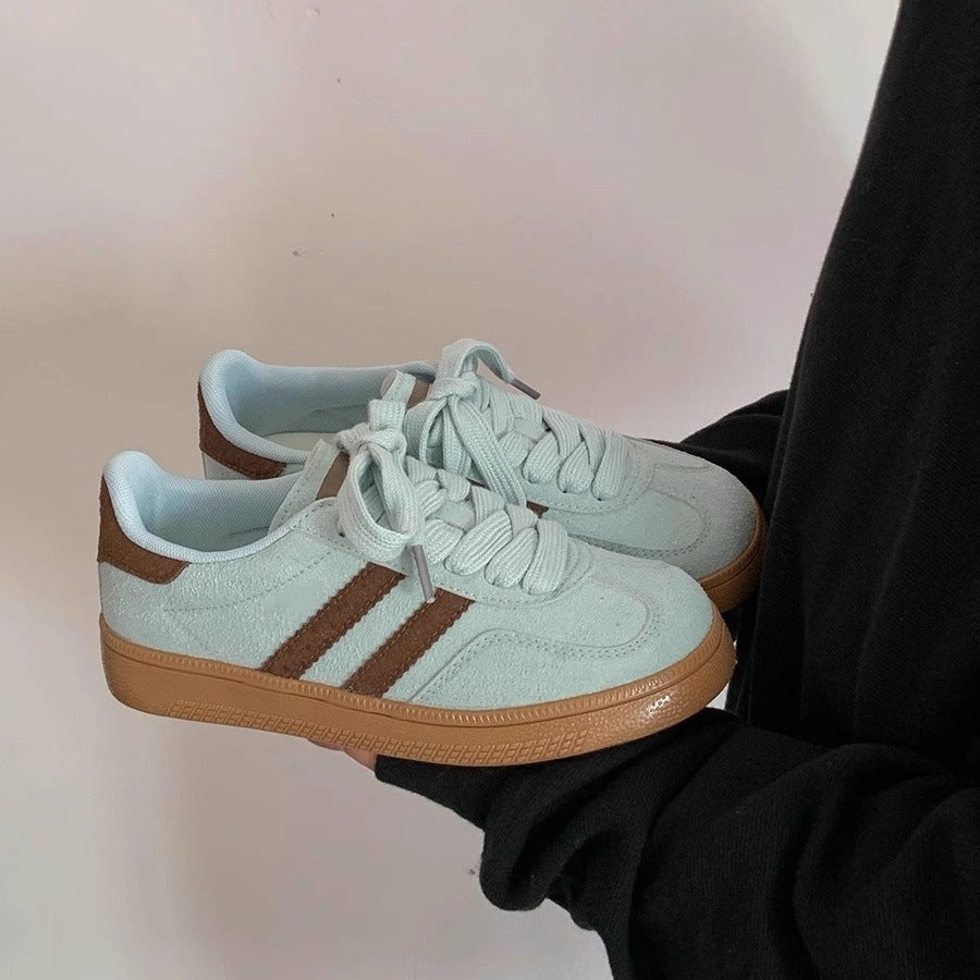 Women's sneakers 2026 new spring/summer thick-soled white shoes, versatile niche style, dopamine training shoes for women