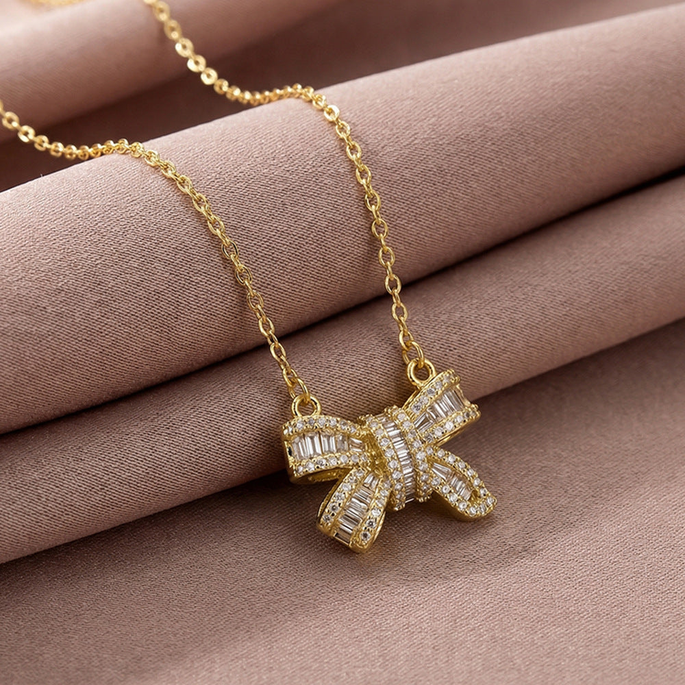 Popular internet celebrity fashion copper gold-plated full diamond bow necklace for women accessible luxuryniche styleeasiest for match titanium steel clavicle chain jewelry
