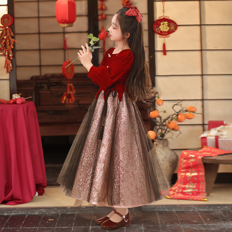 Ready-to-ship, hot-selling girls' formal dresses in festive red. new for , these long, elegant dresses are perfect for the new year and the fall/winter season. stylish and fashionable skirts