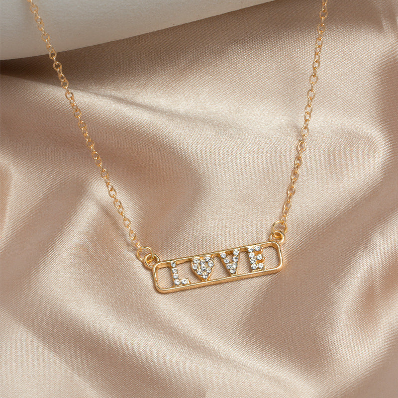 Wholesale letter necklaces - european & american style, cross-border autumn/winter jewelry & accessories, high-end diamond-studded love women's gold-plated choker