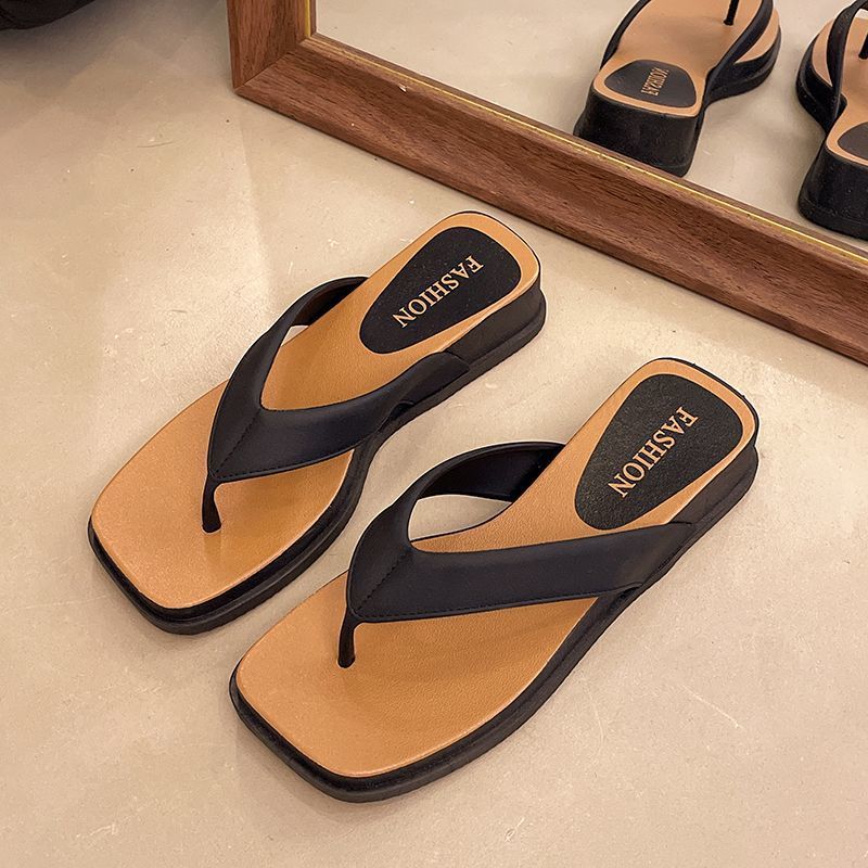 Thick sole square toe flip flops women 2025 summer new arrivalfashionoutwear beach beach retro flip flops