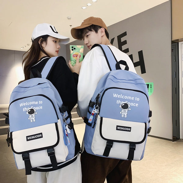 Wholesale schoolbags Male junior high school campus backpacks Large capacity 5th, 6th and 7th graders School bags Backpacks