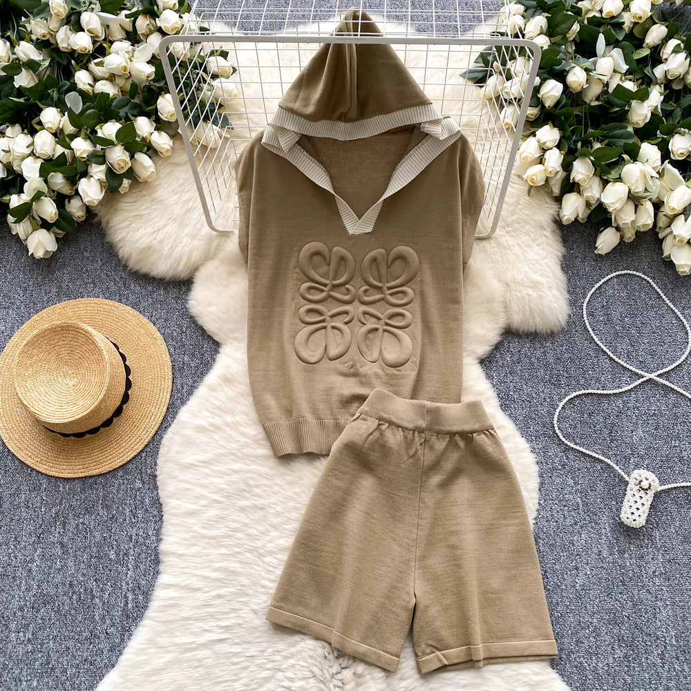 European style fashion set for women - summer design with 3d embossed hooded sleeveless knit top and high-waisted wide-leg shorts