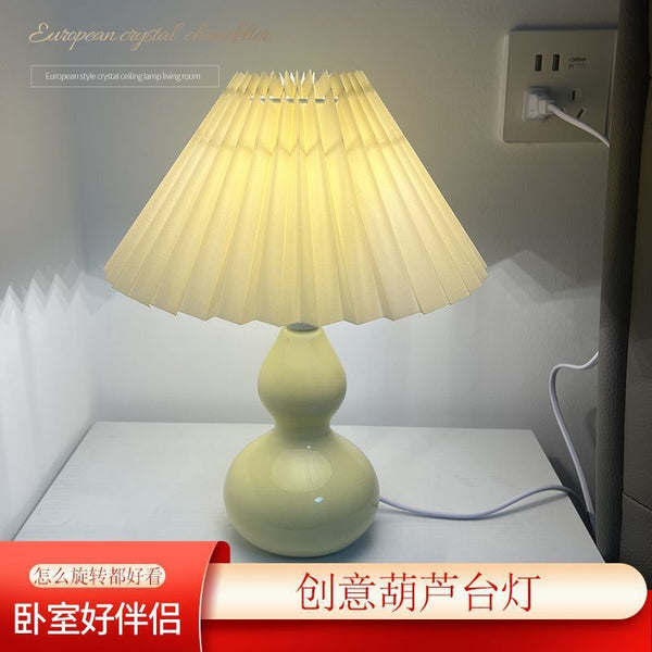 Pleated Nordic ins style bedroom bedside light net red light girl warm breastfeeding night light high-end ceramic desk lamp