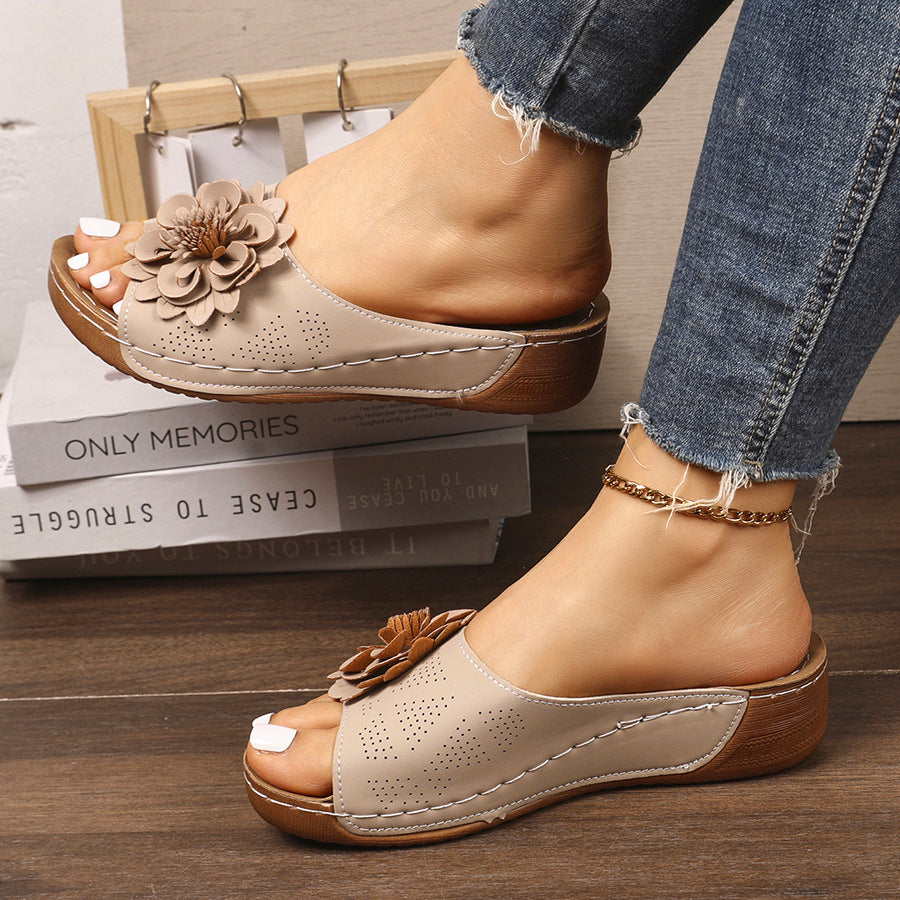 2026 summer new arrival: plus-size platform wedge slides - women's casual floral open-toe slippers, trendy fashion footwear for export