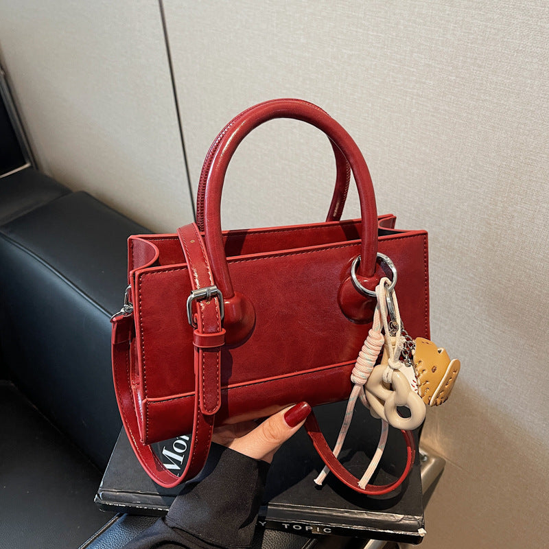 Cross-border high-end portable small square bag 2025 new fashion versatile shoulder bag simple versatile niche messenger bag