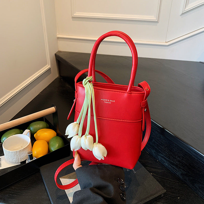 Foreign trade advanced sense niche bag women's summer 2025 new versatile shoulder messenger bag ins popular mobile phone bag