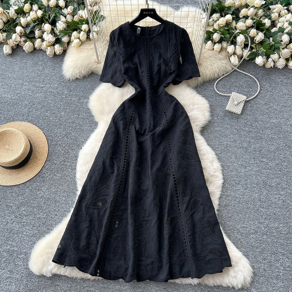 Frenchretrocut outembroiderwaist short sleevedress women's summerslimming lookelegantfashionelegancelong dress