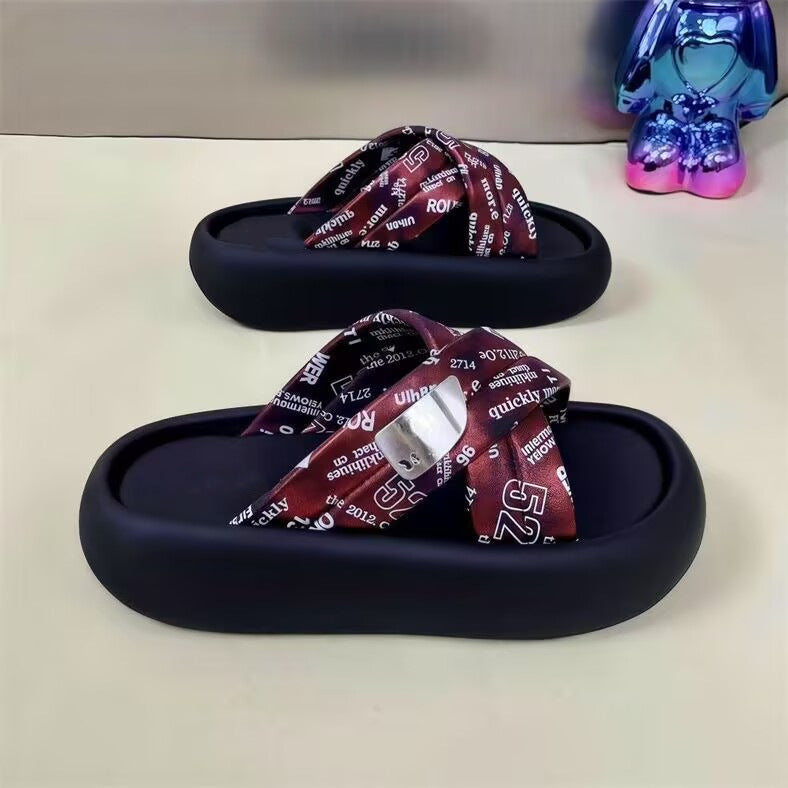 Women's summer sandals & slippers - 2026 new collection: versatile platform wedge sandals, casual beach flip-flops