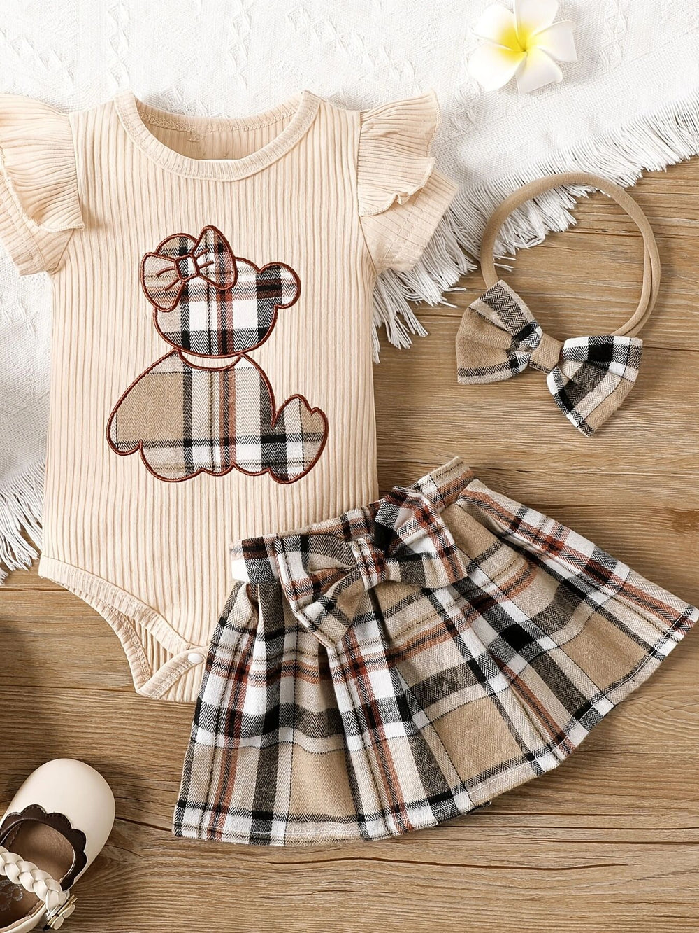 ins newborn infant baby girl summer style bear appliqué embroidered bodysuit triangle romper plaid butterfly