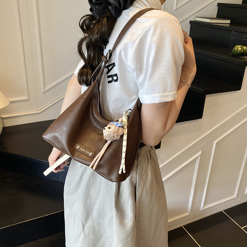 Foreign trade advanced sense underarm bag women 2025 new fashion versatile shoulder messenger bag niche design commuter bag