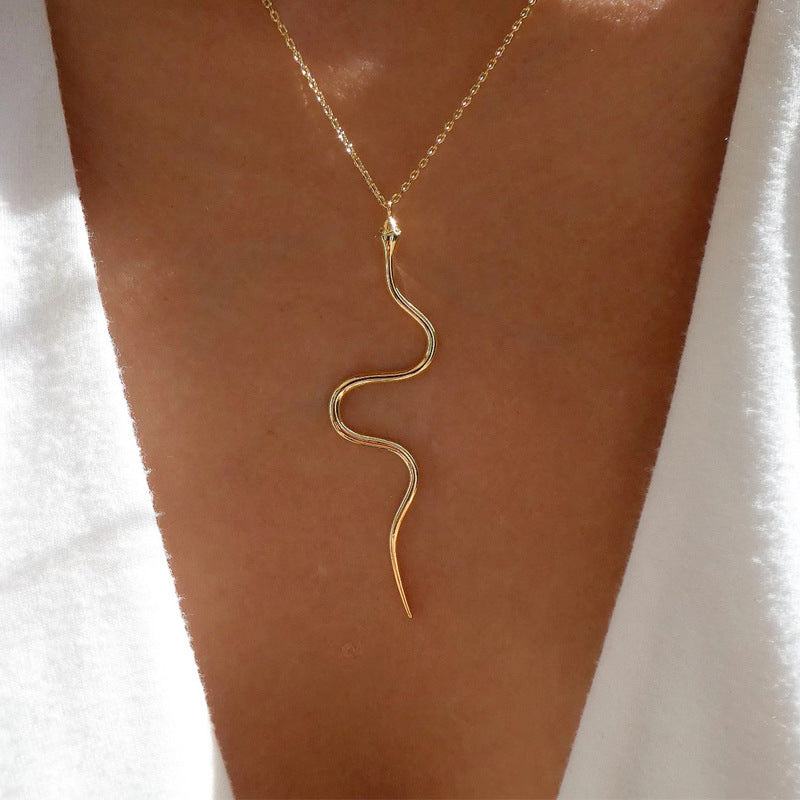 Wholesale snake necklace fashion jewelry - european & american style, summer electroplated, unique & trendy, vintage snake pendant, sweater chain for women