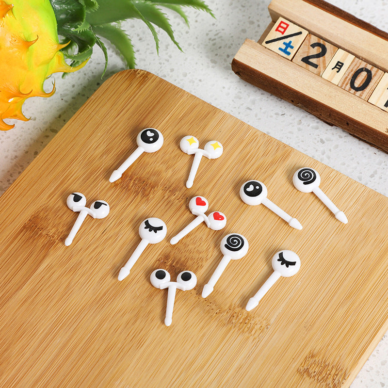 Japanese cartoon fruit picks creative children's food forks cake forks cute animal dessert forks plastic fruit forks