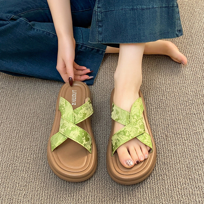 Fashionthick sole slippers beach women's shoes summer skirt outwear exquisite new arrivalclassy sense platform shoes one-line slippers