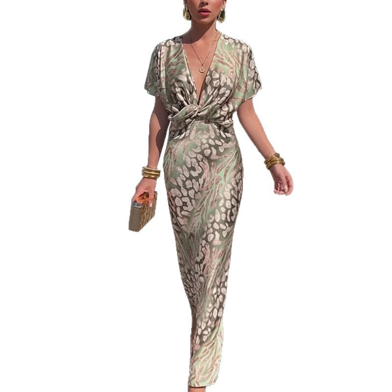 cross-border e-commerce women's fashion: european and american summer new arrivals - stylish bodycon printed twist knot sexy v-neck dress
