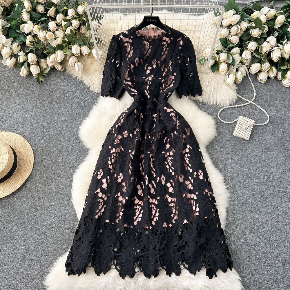 Early spring dress 2024 new women's spring and autumn heavy water-soluble lace cut out airy longdress vacation dress