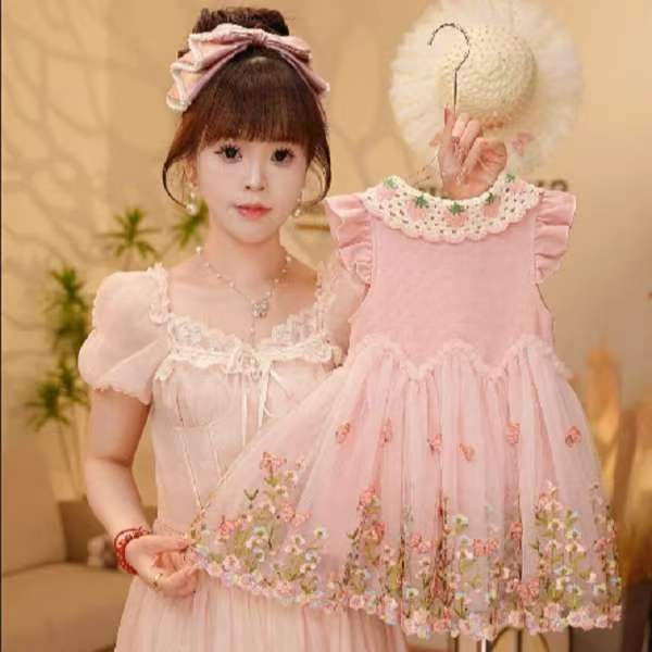 1682 girls' summer new arrival: exquisite embroidered butterfly princess dress - sweet and stylish short-sleeve birthday dress for little girls