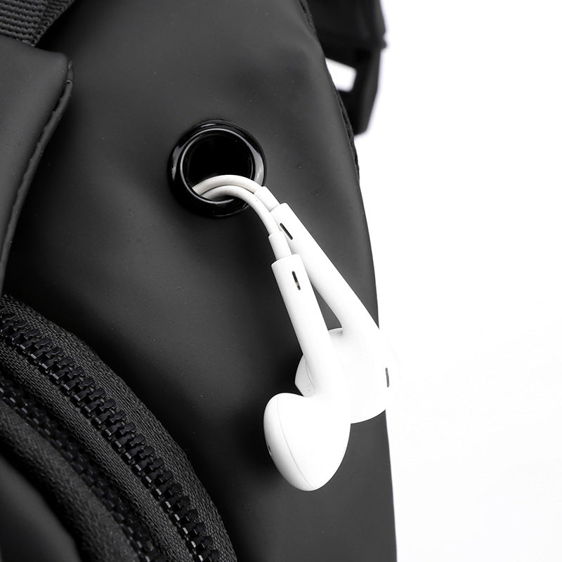 Cross-border new men's breast bag casual large-capacity shoulder messenger bag Korean version locomotive bag anti-splashing trend backpack