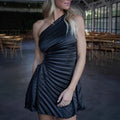 European and american cross-border women's fashion:  autumn new arrival - solid color sleeveless one-shoulder sexy cutout pleated elegant dress