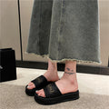 Versatile summer slippers for women - 2025 new cross-border women's sandals & slides - fashionable thick-soled slippers for outdoor wear