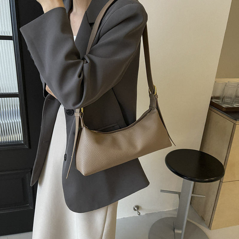 Retro niche design bag women's autumn and winter 2025 new trendy fashion shoulder underarm bag soft leather texture messenger bag