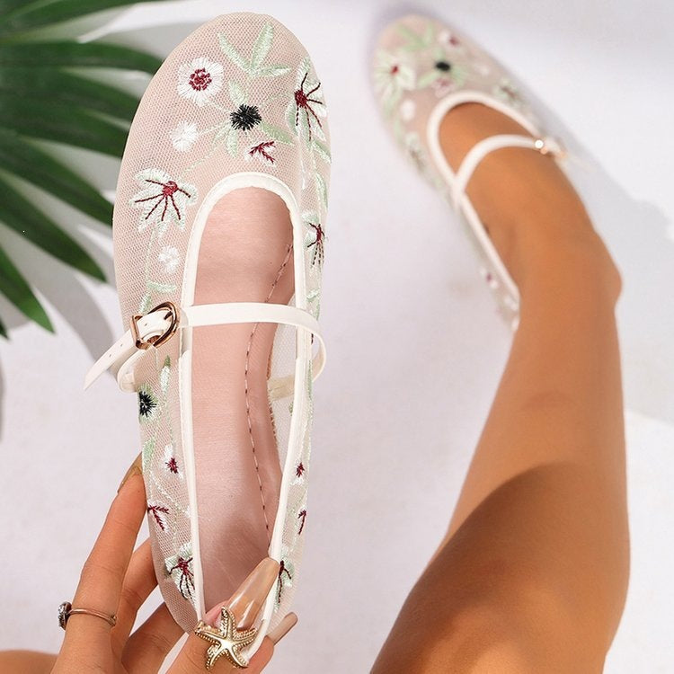 spring/summer new women's shoes: fashionable floral embroidered mesh ballet flats - new chinese style for export