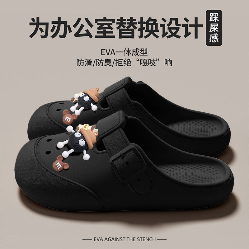 2026new arrival croc shoes women's outwear stomping on shit cartoon popular non-slip beach baotou sandals women's summer