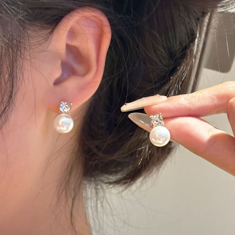 Copper plated real gold earrings for women four prongs single diamond sweet pearl hong kong style small elegant earrings accessible luxuryniche style earrings