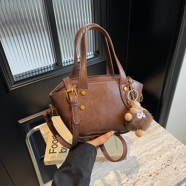 Textured niche bag women's autumn and winter 2025 new fashionable retro shoulder messenger bag portable work bucket bag tide