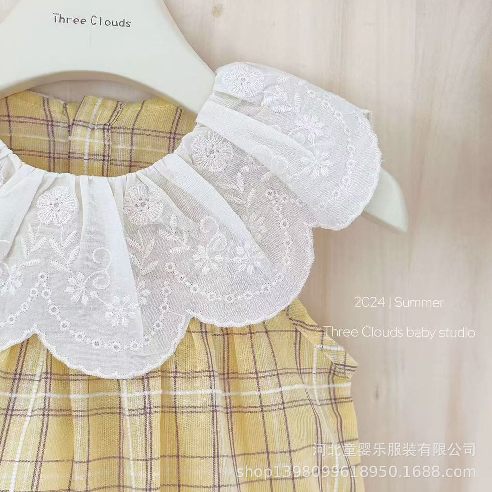Summer lightweight baby clothes for girls: sweet and stylish plaid triangle romper, sleeveless bodysuit, crawling suit